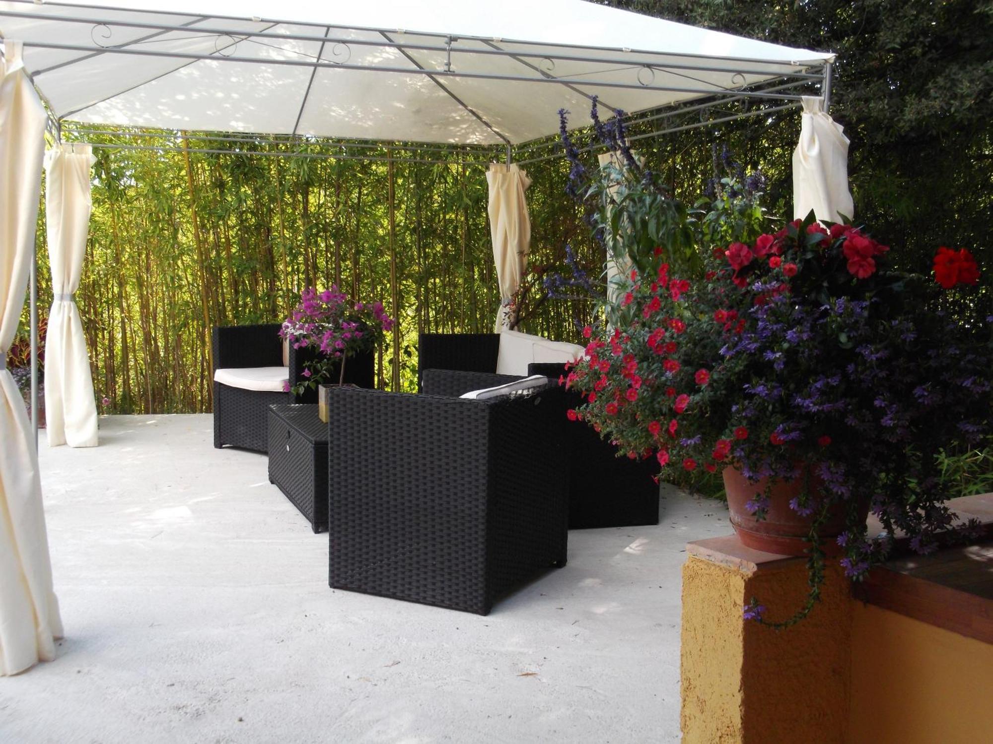 Les 3 Saisons Bed and Breakfast Cucuron Exteriör bild