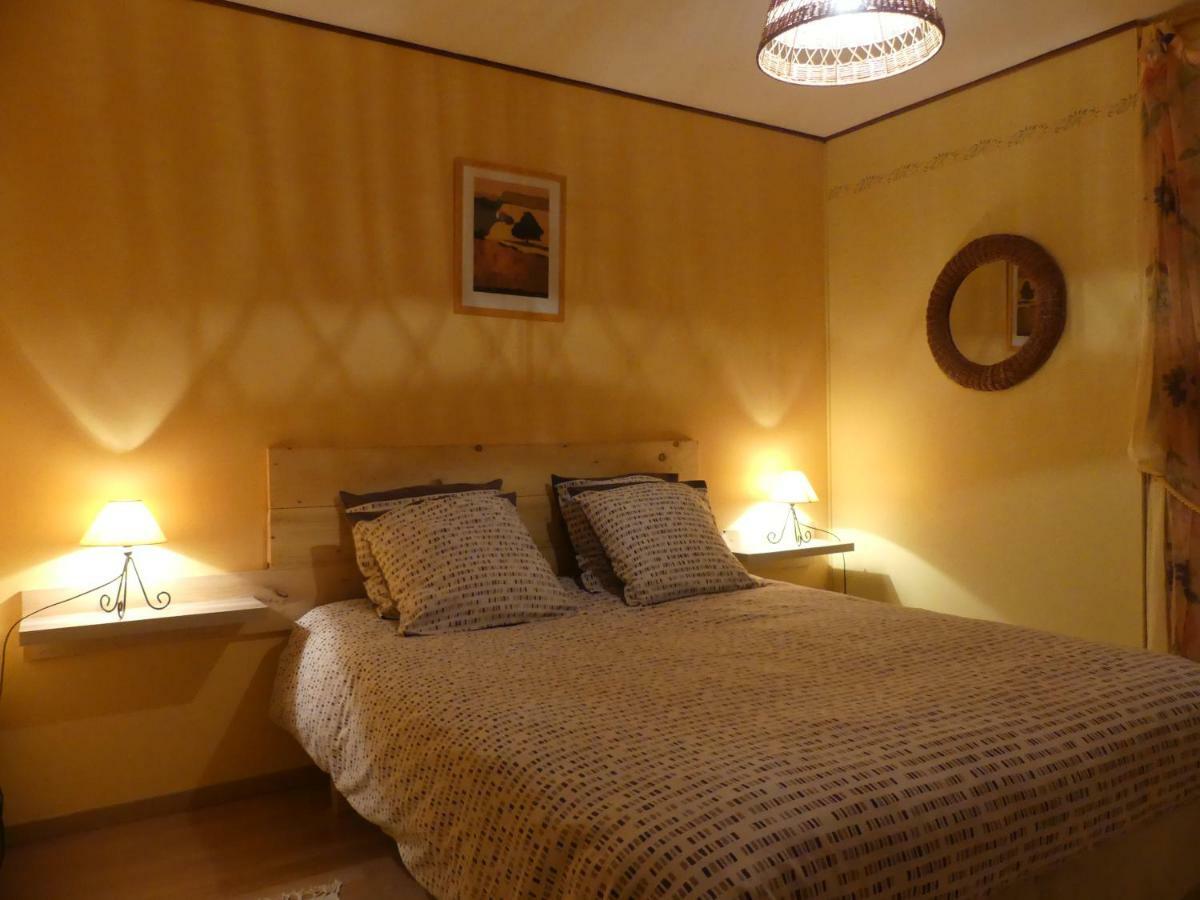 Les 3 Saisons Bed and Breakfast Cucuron Exteriör bild