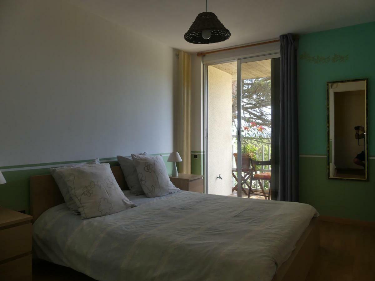Les 3 Saisons Bed and Breakfast Cucuron Exteriör bild